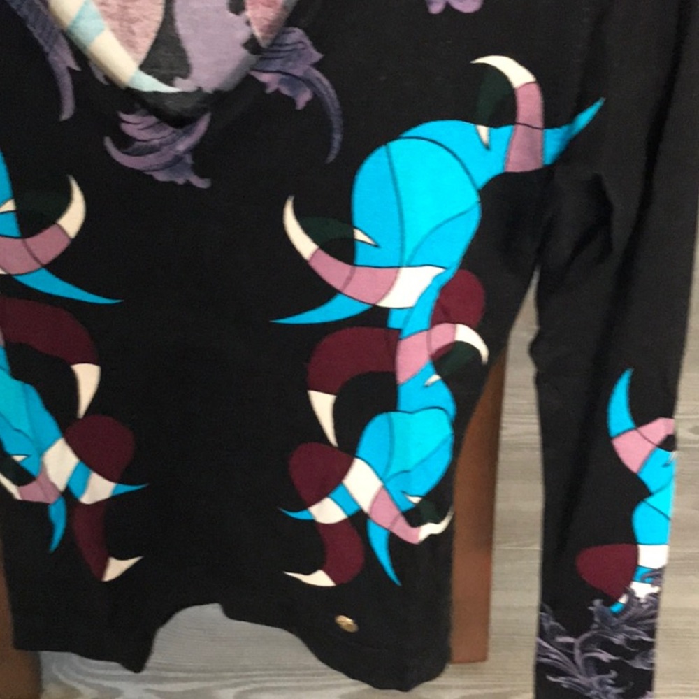 Versace Collection authentic Italian sweater - Picture 3 of 8